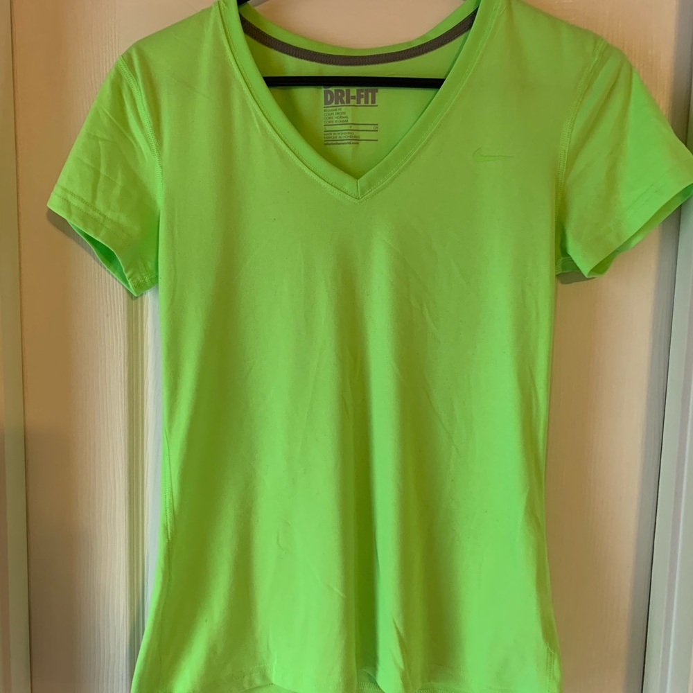 Nike dri fit v neck tee small